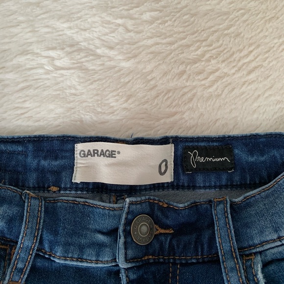 Ripped Dark Wash Garage Jeans - Picture 4 of 4